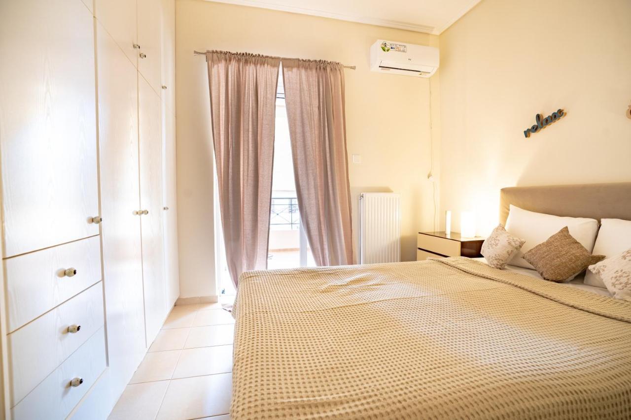 Koropi 3 Bedroom Apartment 4 Pers Extérieur photo